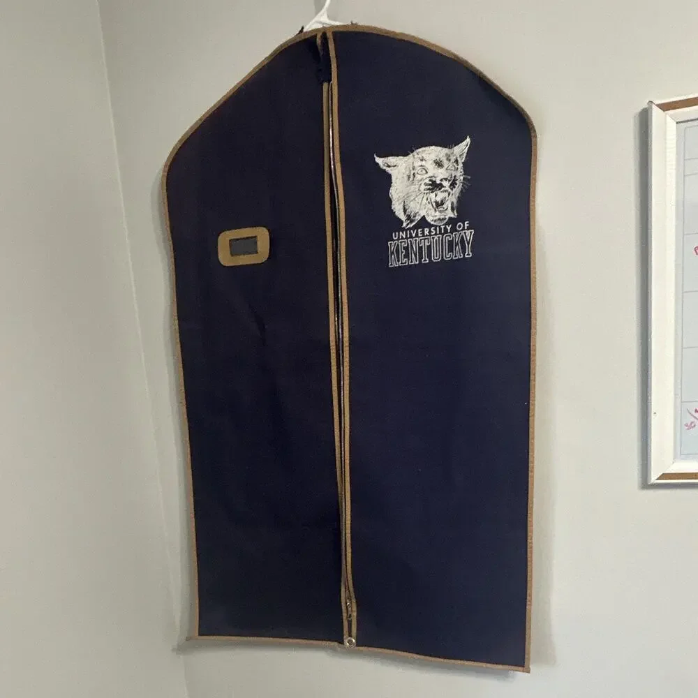 University of Kentucky Wildcats vintage Garment Bag Blue Tan Trim Zippered